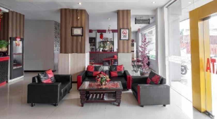 Hotel Permata Makasar Exteriér fotografie